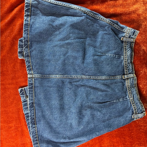 Zara Blue Denim Button-Front Skirt with Contrast Stitching - Picture 5 of 5